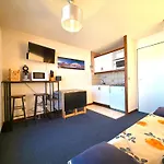 Calme Avec Panorama Exceptionnel Apartamento Huez